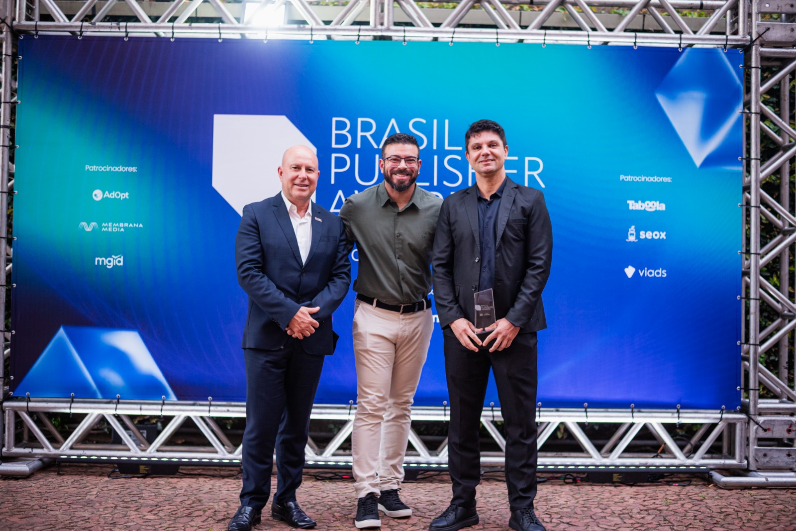 Marcello-Petrelli-fundador-da-ANPB-Rodrigo-Neves-vice-presidente-de-Relacoes-Institucionais-da-Anamid-e-Riadis-Dornelles-vice-presidente-de-Publishers-da-Anamid